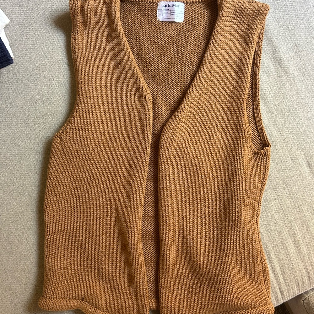 Hand Knit El Mar Women's Brown V-Neck Sweater Vest